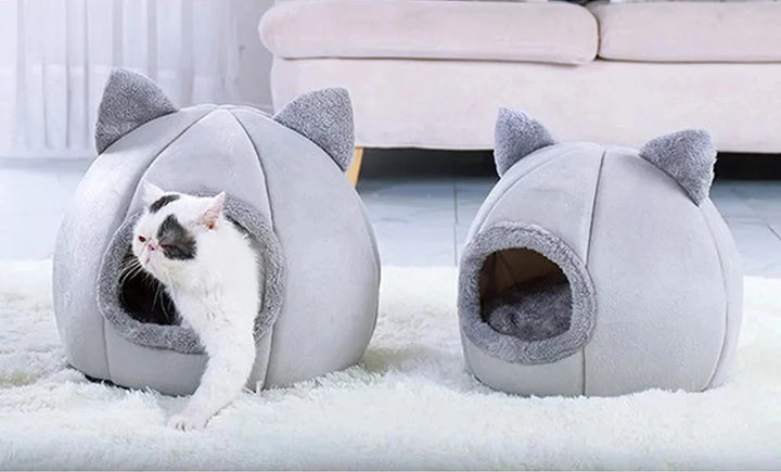 Cave bed, for cats and small dogs